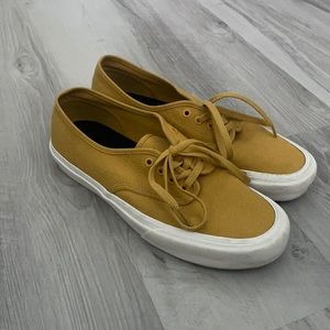 Straye yellow shoes. Size 12